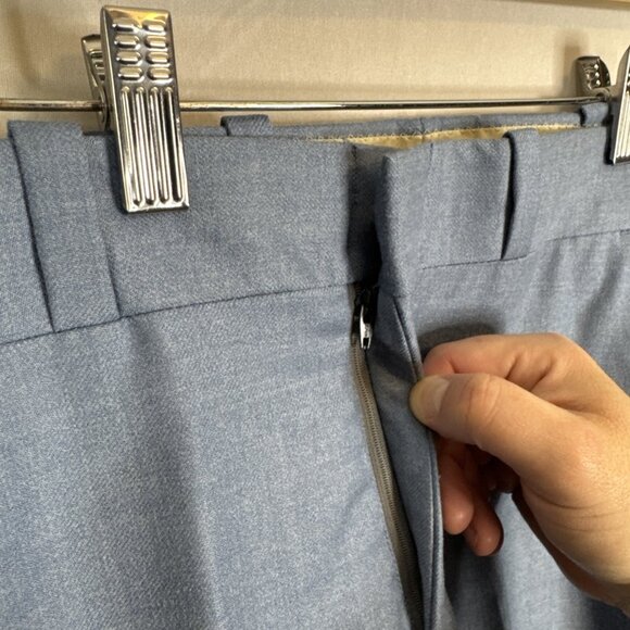 1970s London Fog Bentley Sky Blue 3-Piece Suit 38R Wide-Leg Trousers - Picture 9 of 12